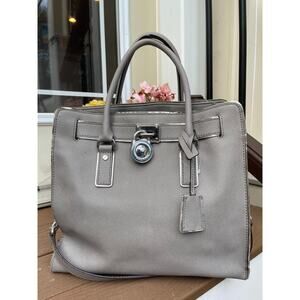 NWOT MICHAEL Michael Kors SAFFIANO Hamilton gray SILVER TRIM TOTE (300